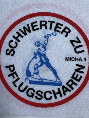 Schwerter pflugscharen - zu,